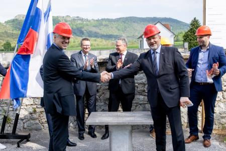 POSTAVITEV TEMELJNEGA KAMNA V ŠMIHELU 9.5.2022 - Valter Leban-7328